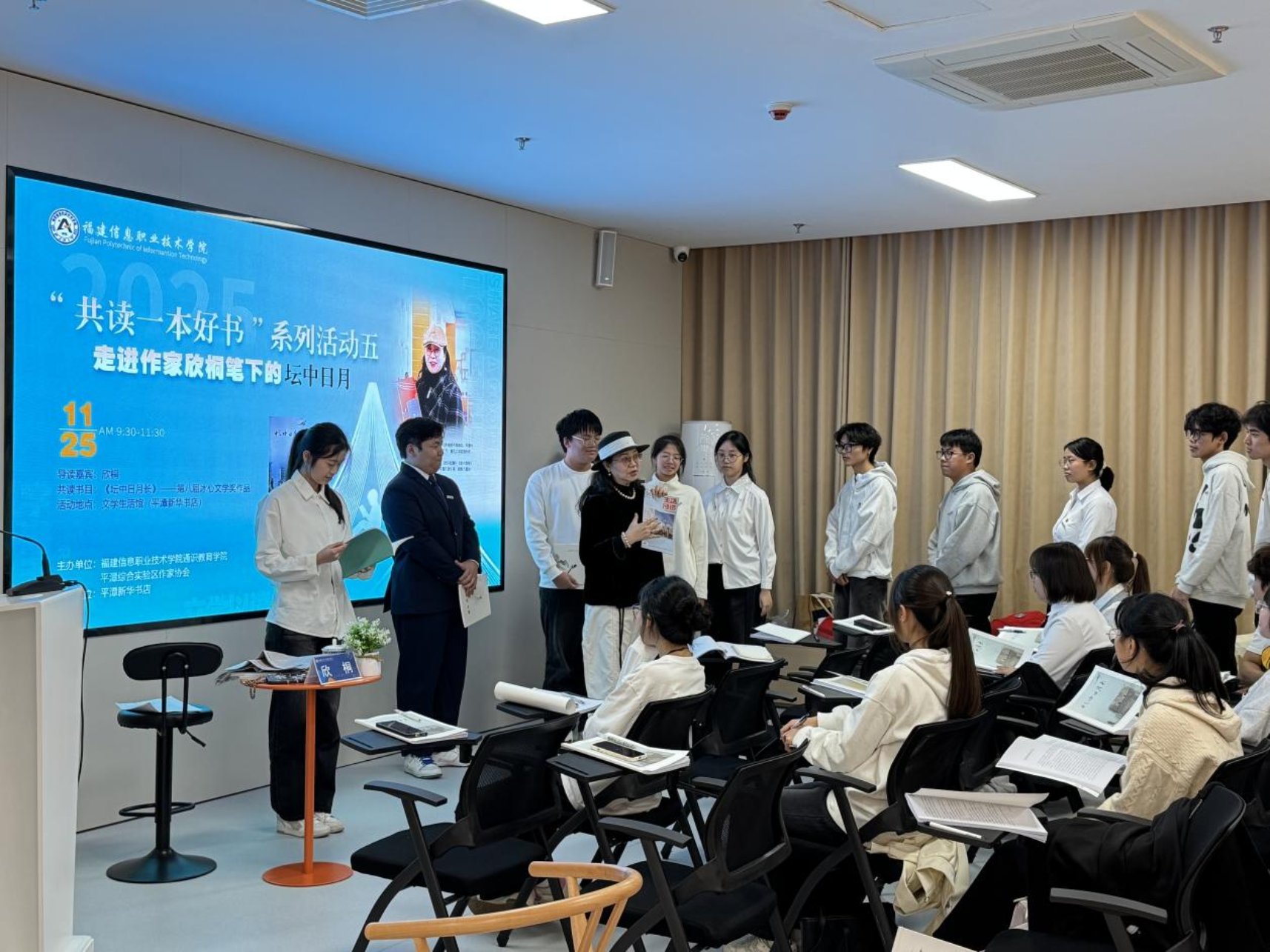 09f91a113495bd2a05a322b57b15aa9b